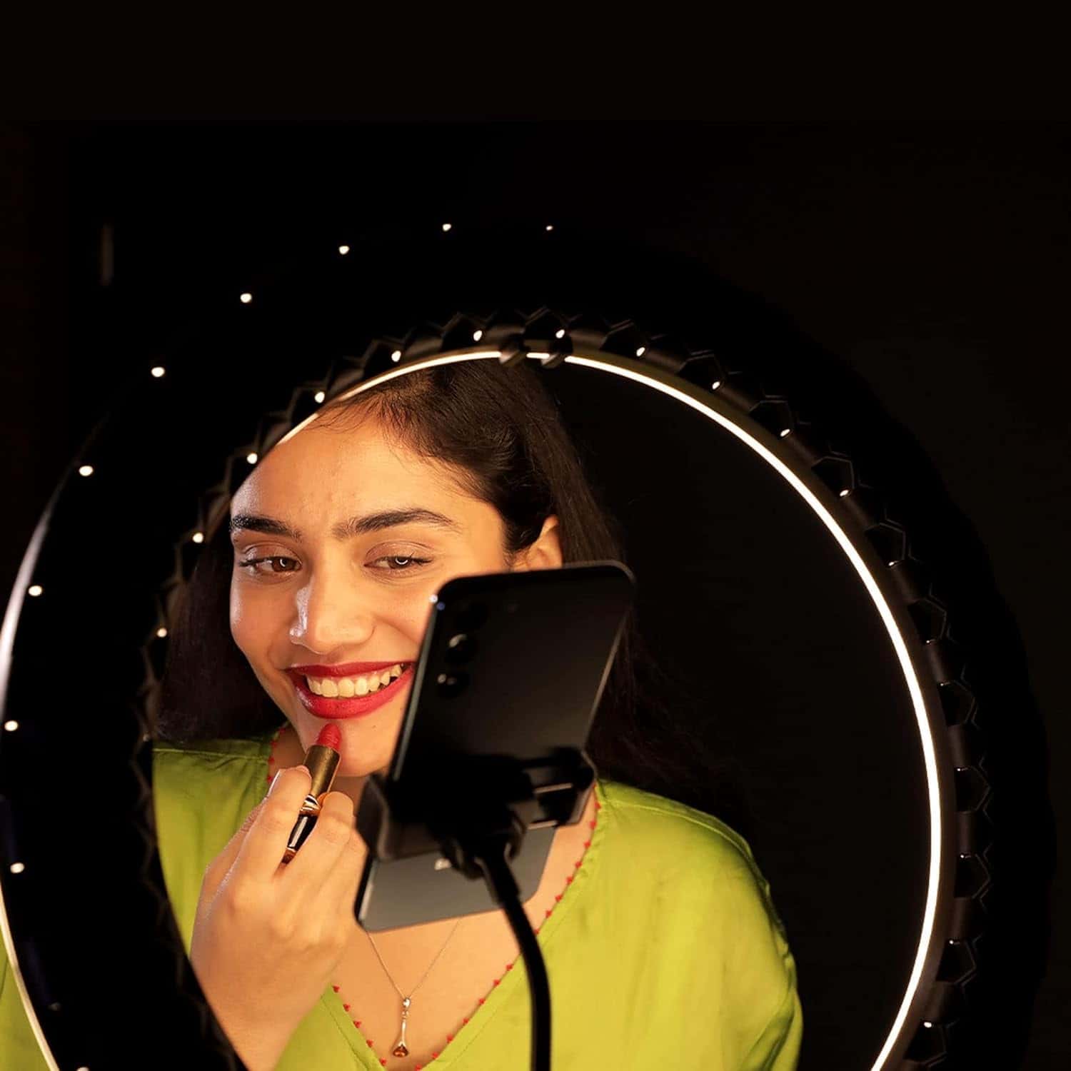 Halo 18" Premium Ring Light + Tripod - Image 7